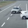 日産自動車が開発した緊急回避性能を飛躍的に向上させる運転支援技術「グラウンド・トゥルース・パーセプション」のデモ