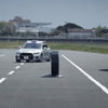 日産自動車が開発した緊急回避性能を飛躍的に向上させる運転支援技術「グラウンド・トゥルース・パーセプション」のデモ