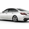 トヨタ　クラン　現行型