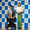 タレントの関根勤さん(左)と関根麻里さん親子