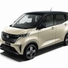 日産サクラ（フローズンバニラパール/ブラック 2トーン）