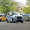 三菱のeKシリーズに軽EVの『eKクロスEV』（中央）が加わった