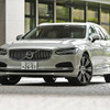 ボルボ V90 T8 AWD インスクリプション