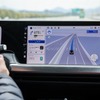 小鵬汽車、フラッグシップセダン『P7』に高速道路乗り降り可能な運転支援機能追加 - OTAアップグレードで