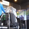 ドライブシミュレーターを活用した2021年のタイヤ安全啓発活動の様子