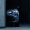 トヨタの新型SUVのティザー写真