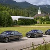 BMW  i7 の「G7サミット」シャトルサービス車両