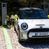 MINI クーパー SE コンバーチブル