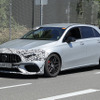 メルセデス AMG A45 改良新型プロトタイプ（スクープ写真）