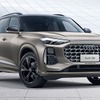 アウディ Q6