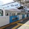 西武鉄道所沢駅のホームドア。