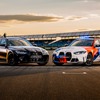 BMW M3 ツーリング・コンペティション（左）と同MotoGPセーフティカー