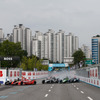 伝統的なモータースポーツのバトルも楽しめるFE