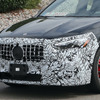メルセデスAMG GLA35 改良新型プロトタイプ（スクープ写真）