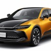 トヨタ クラウン クロスオーバー RS アドバンスド（ブラック×プレシャスレイ）※プロトタイプモデル