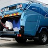 塵芥車用ウイルス除去剤噴霧装置「ミラクルキヨラＶ」噴霧イメージ