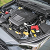 モーターアシストの軽快な走りが愉しめる2.0L e-BOXERを採用。エンジンやリニアトロニックにも振動や騒音を低減する改良を施している。