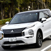 三菱アウトランダーPHEV：納期は販売店に問い合わせ。
