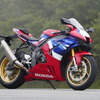 ホンダ CBR1000RR-R