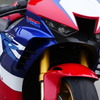 ホンダ CBR1000RR-R