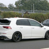 謎のVW『ゴルフR』プロトタイプ（スクープ写真）