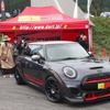 会場に集まった個性的なMINI