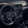 ボルボ XC40 アルティメット B4 AWD ダークエディション（コクピット）