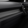 ボルボ XC40 アルティメット B4 AWD ダークエディション（カッティングエッジ アルミニウムパネル）