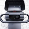 運転の楽しさを演出するハンドル型の操作部