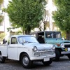 ダットサン 320トラック(手前）とトヨタランドクルーザーFJ40