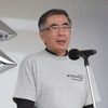 あいさつをする鈴木社長