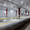 建設中の「うめきた新駅」ホーム。