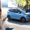 三菱 ek X EV ミストブルーパール×カッパーメタリック