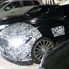 メルセデスAMG GT 4ドアクーペ 改良新型プロトタイプ（スクープ写真）