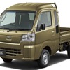 ダイハツ・ハイゼットトラック：オフビートカーキメタリック