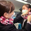 乗務員やパーサー用の制服も着用できる。