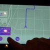 ディスプレイ上に凹凸を設け、押し具合によって異なった機能を発揮できる