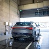 BYDのEVの納車前点検・整備するPDIセンター