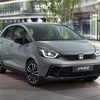 ホンダ・ジャズ（フィット に相当）改良新型の「アドバンススポーツ」