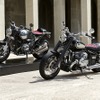 BMW R nineT 100イヤーズ（左）、R32、R18 100イヤーズ（右）