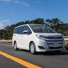 高速道路での走行もスムーズにロードノイズを抑えながら走ってくれる