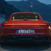 ポルシェ 911 最新モデルのリアデザイン。基本の哲学は変わらない。