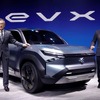 オートエキスポ2023で発表したバッテリーEV『eVX』