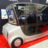 自動得運転レベル5を想定した『MOOX』。搭載する什器を自在に考案でき、様々な用途に供することができる