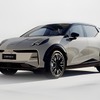 2023年になって何の前触れもなく突然発表された『ZEEKR X』。車名が数字ではない第3弾のモデルを投入