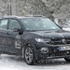 VW T-Cross 改良新型プロトタイプ（スクープ写真）