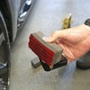 タイヤの凹凸に入った汚れもきれいに洗浄できるのが特徴