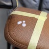 溶剤を垂らした後に塗り広げていく