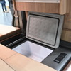 （参考画像）標準装備の冷蔵冷凍庫（大阪キャンピングカーフェア2022）