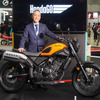 ホンダ CLとホンダモーターサイクルジャパン 室岡克博社長（東京モーターサイクルショー2023）